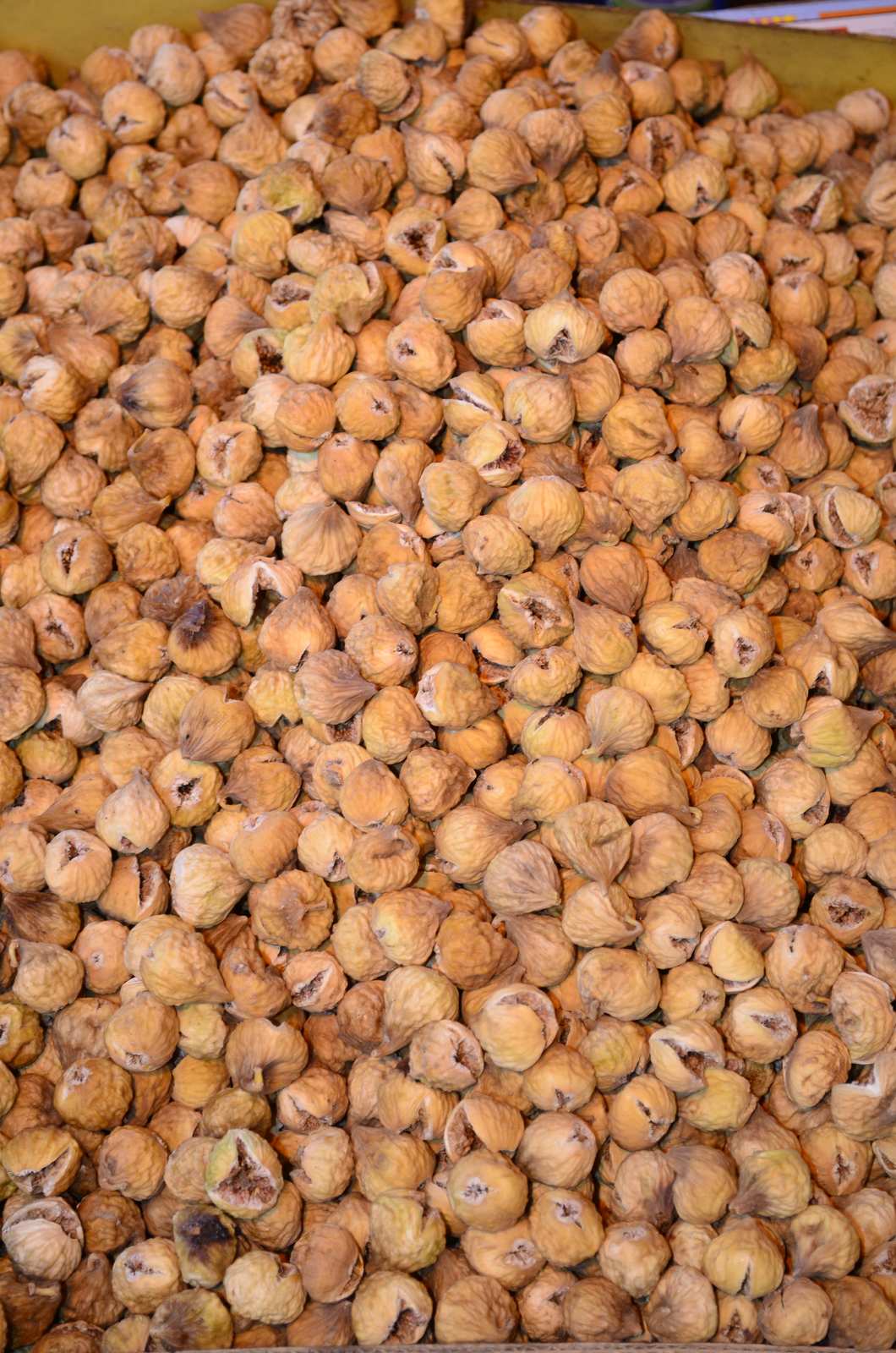 Dried figs